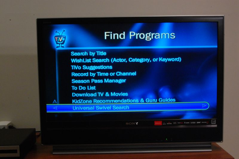 Illustration for article titled $300 TiVo HD Unboxed and Fondled (Verdict: Hell Yes!)